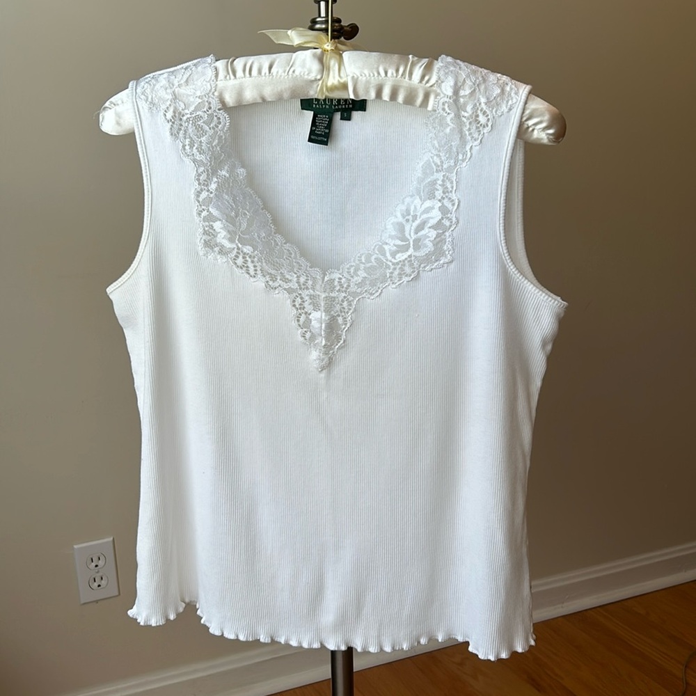 Ralph Lauren EUC Women’s Size Small Lace-Trim Ribbed Sleeveless Tee, 100% Cotton